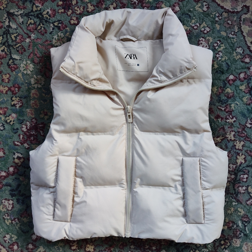 New Zara Cream Puffer Vest